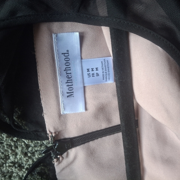 Motherhood Black Maternity Dress - Picture 3 of 4